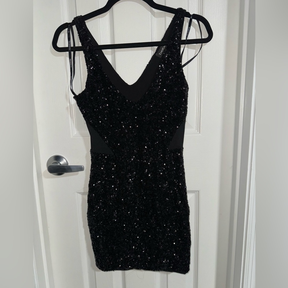 Bebe Black Sequin Mesh Cutout V-Neck Mini Dress XS